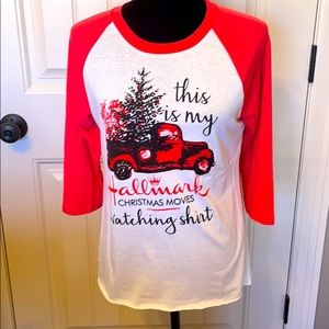 NWOT Hallmark Christmas Tee 🎄